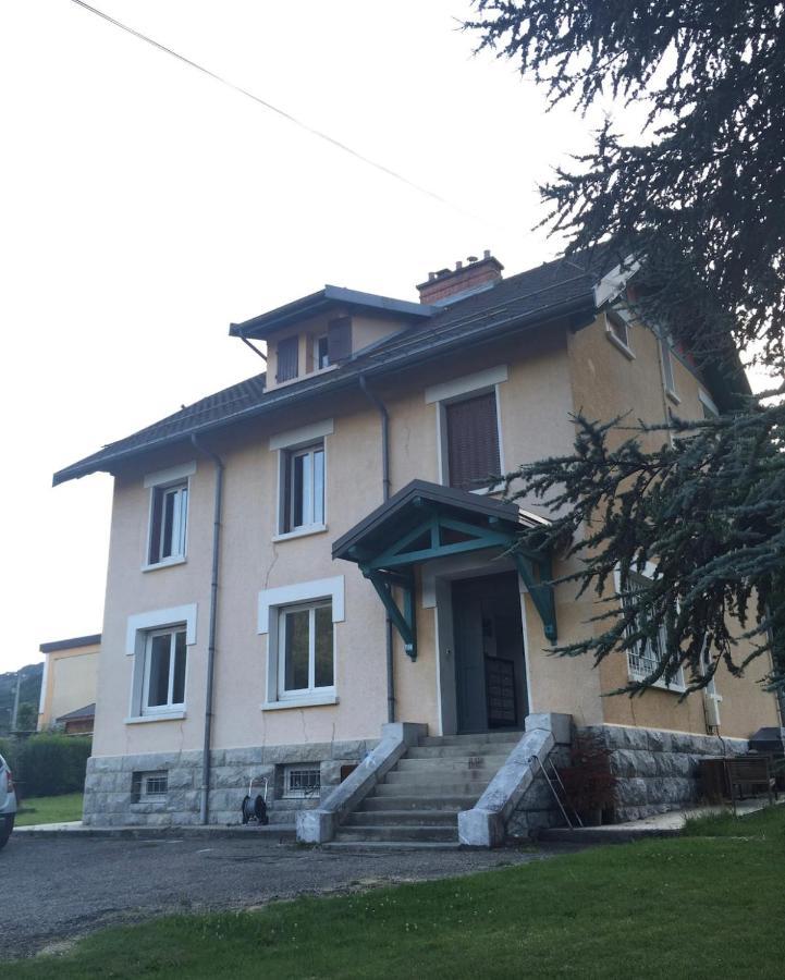 Refuges Sous Les Toits Bed and Breakfast Bourg-Saint-Maurice Buitenkant foto